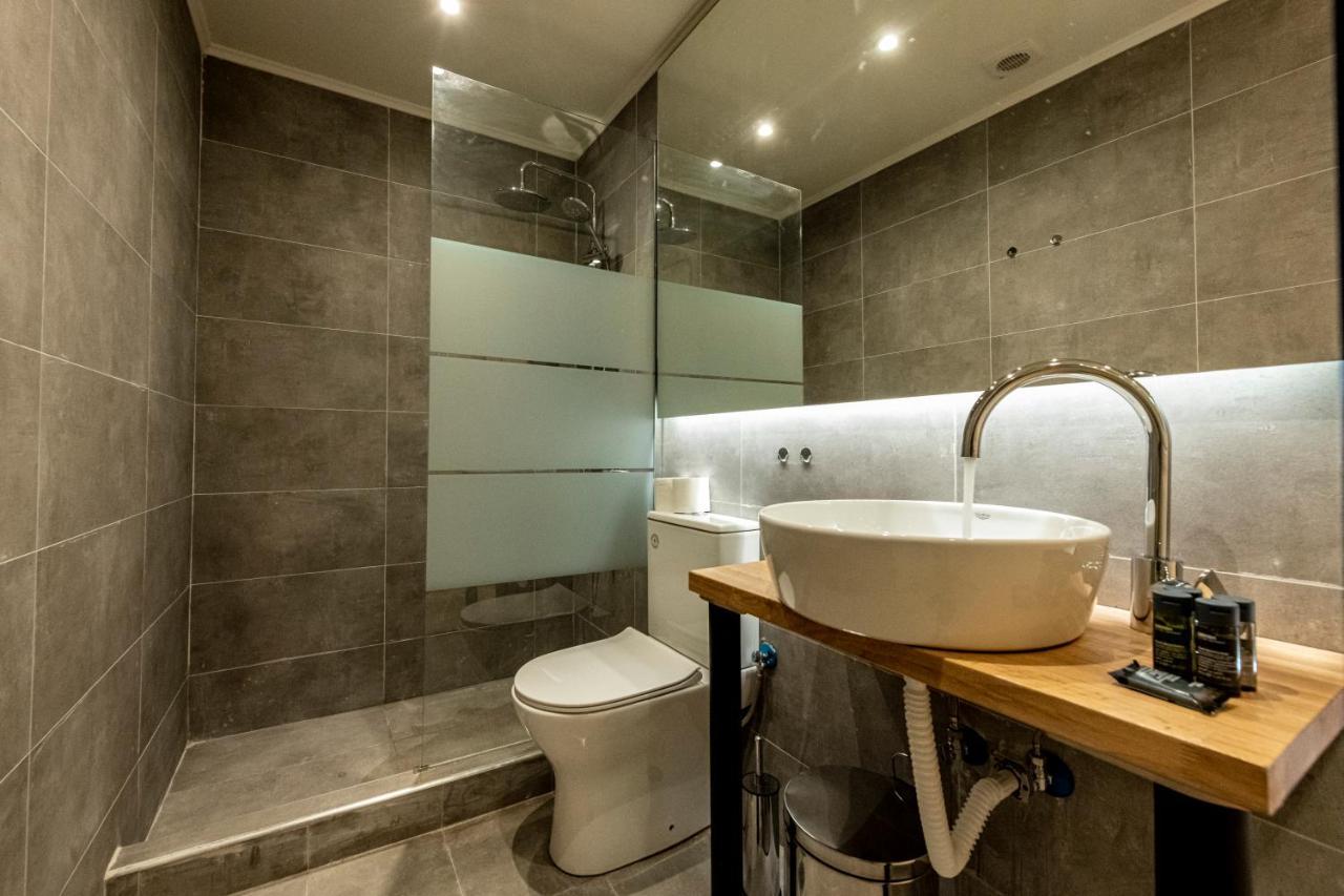 Phaedrus Living: City Center Executive Flat Stadiou Atene Esterno foto